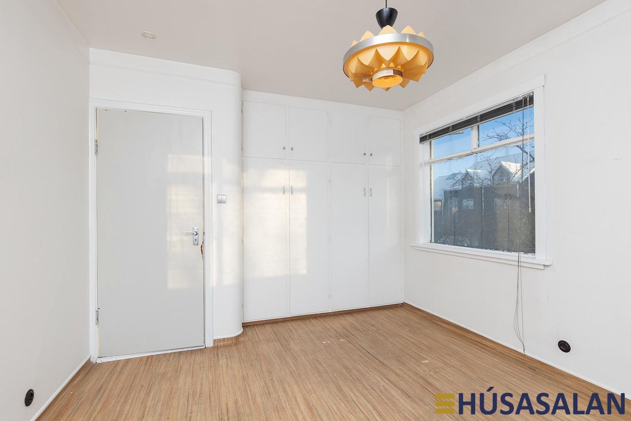 Laugarnesvegur 67, 105 Reykjavík