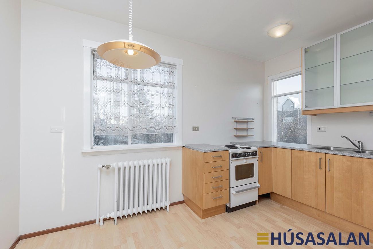 Laugarnesvegur 67, 105 Reykjavík