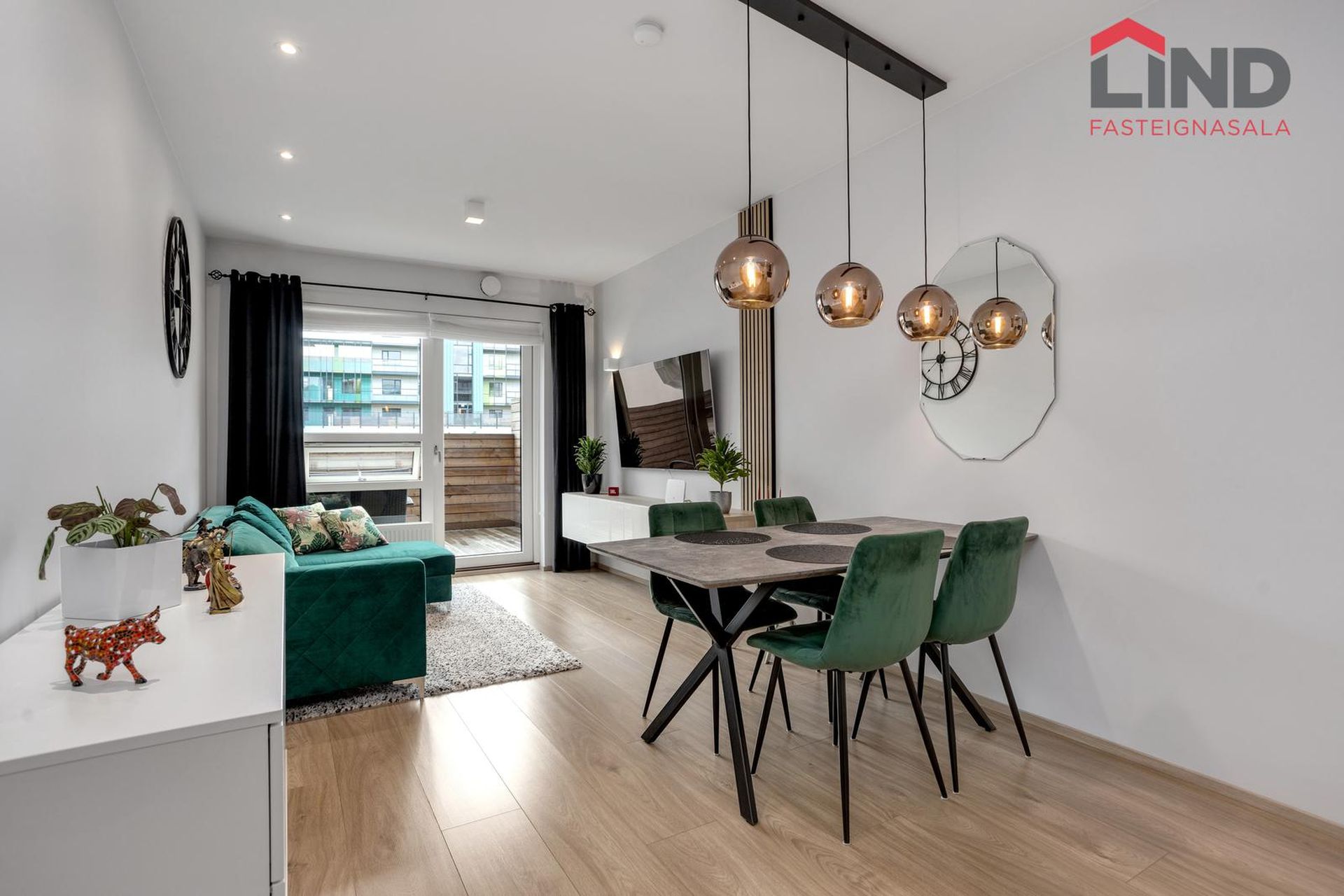 Smyrilshlíð 16, 102 Reykjavík