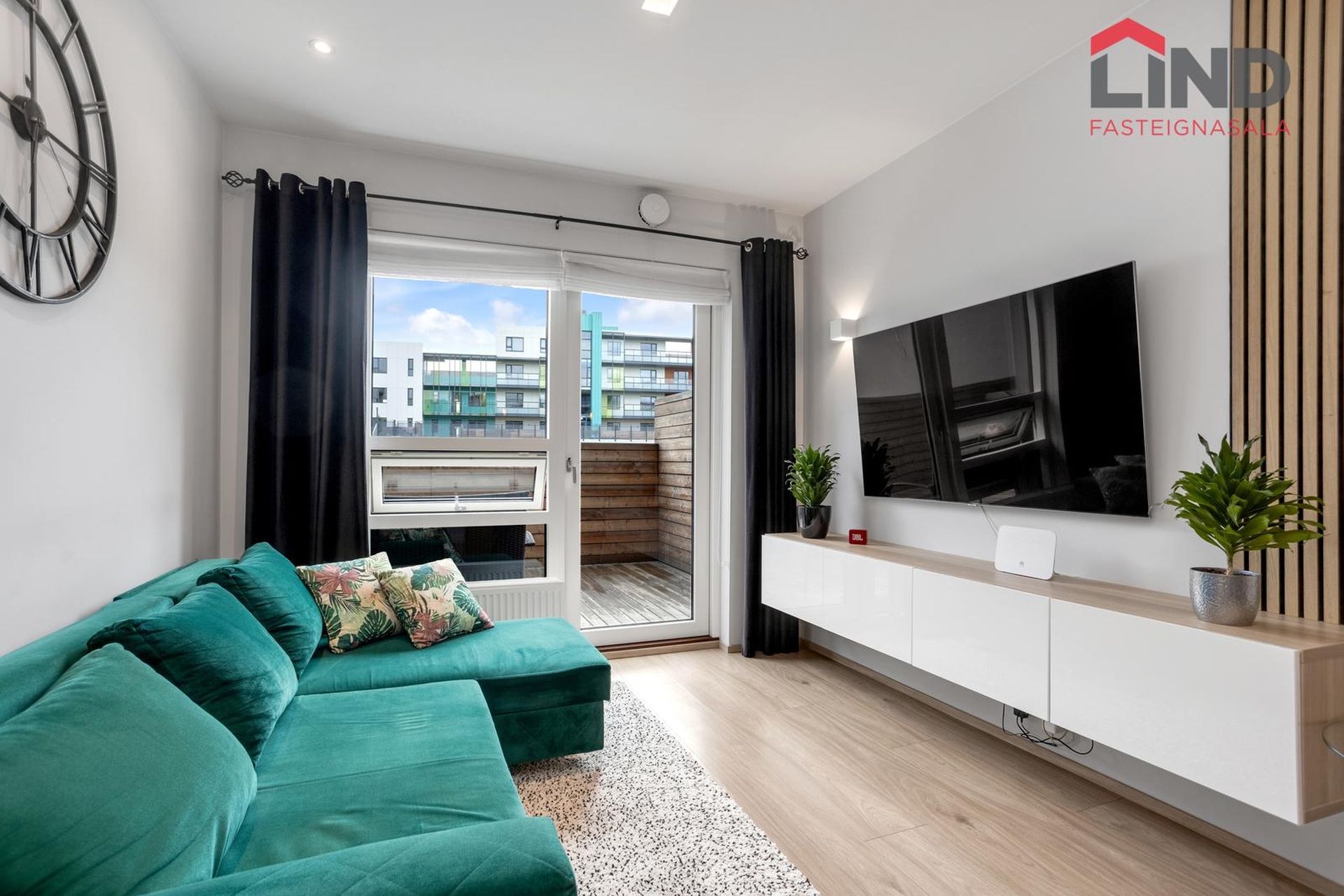 Smyrilshlíð 16, 102 Reykjavík