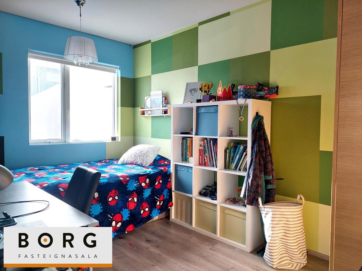 Skógarhlíð 12 - 0101, 604 Akureyri