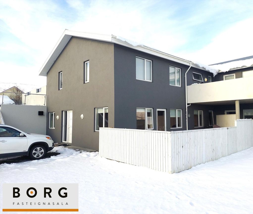 Skógarhlíð 12 - 0101, 604 Akureyri