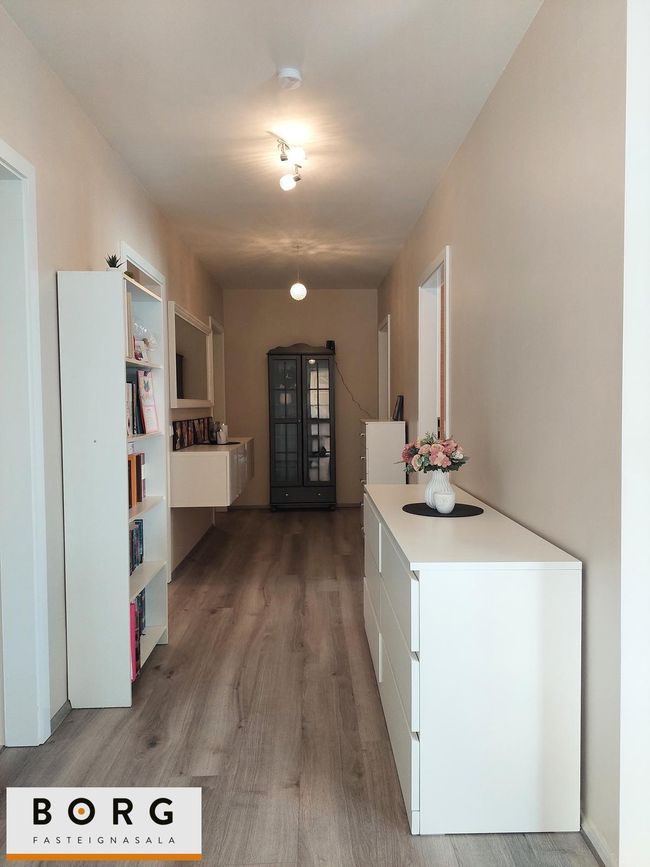 Skógarhlíð 12 - 0101, 604 Akureyri