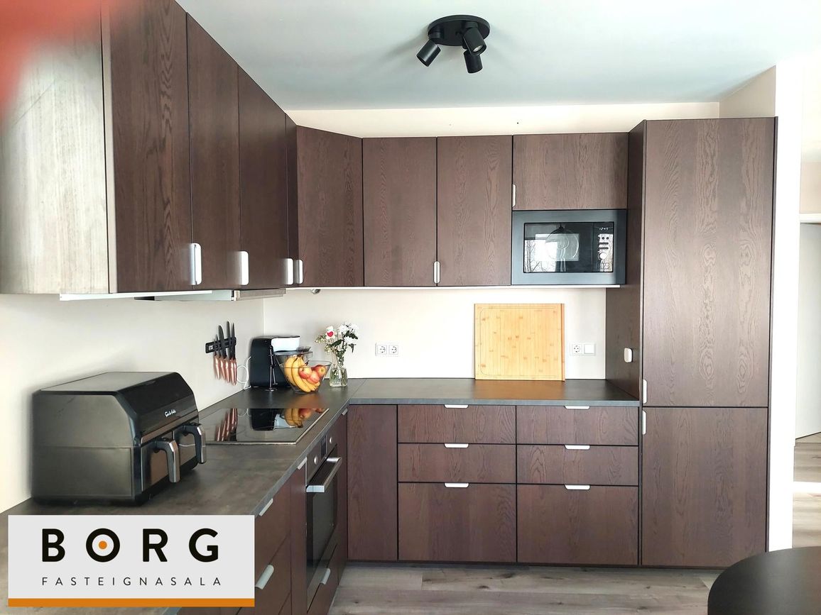 Skógarhlíð 12 - 0101, 604 Akureyri