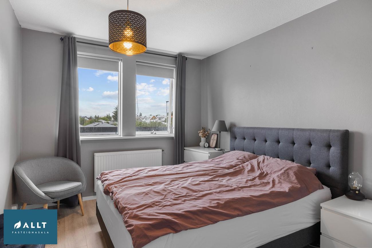 Smáratún 20, 230 Reykjanesbær
