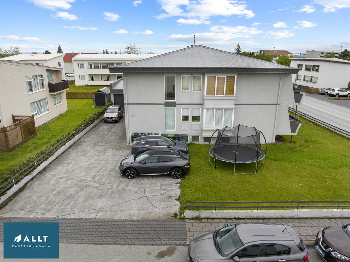 Smáratún 20, 230 Reykjanesbær