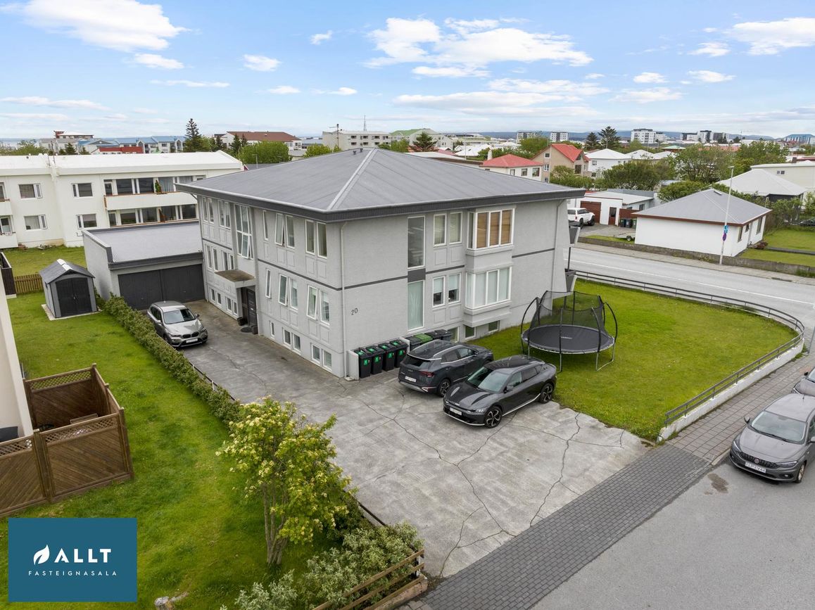 Smáratún 20, 230 Reykjanesbær