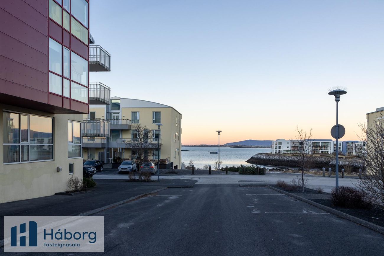 Norðurbrú 5, 210 Garðabær