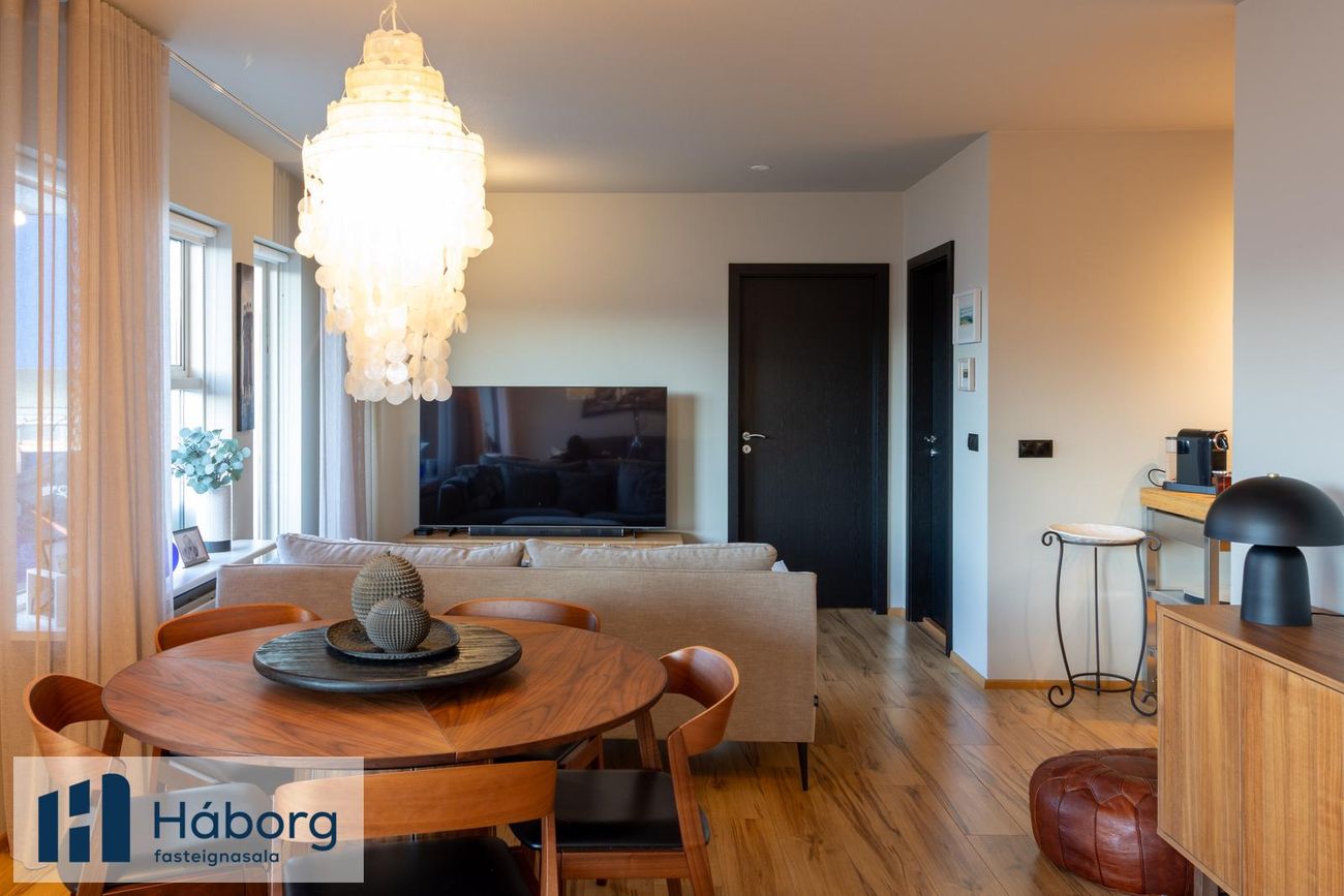 Norðurbrú 5, 210 Garðabær