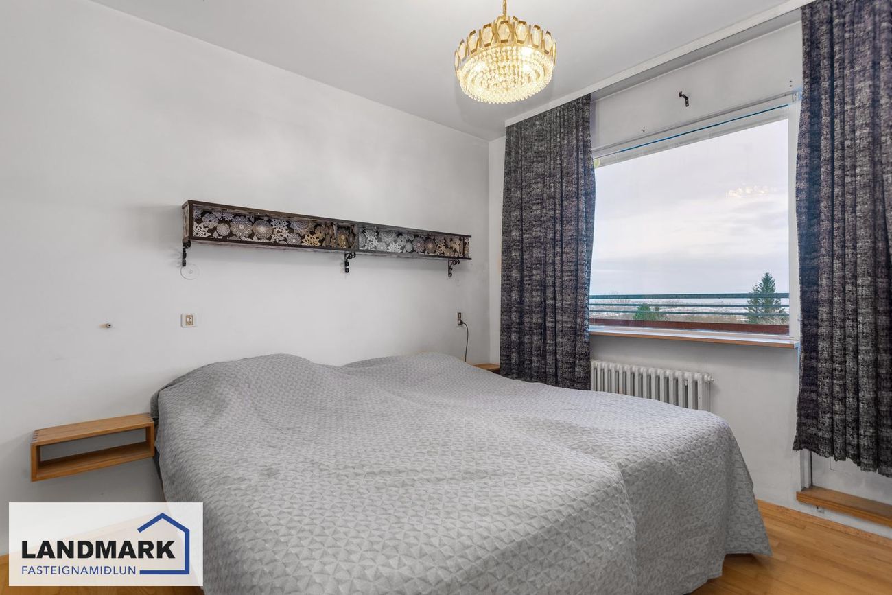 Dvergabakki 8, 109 Reykjavík