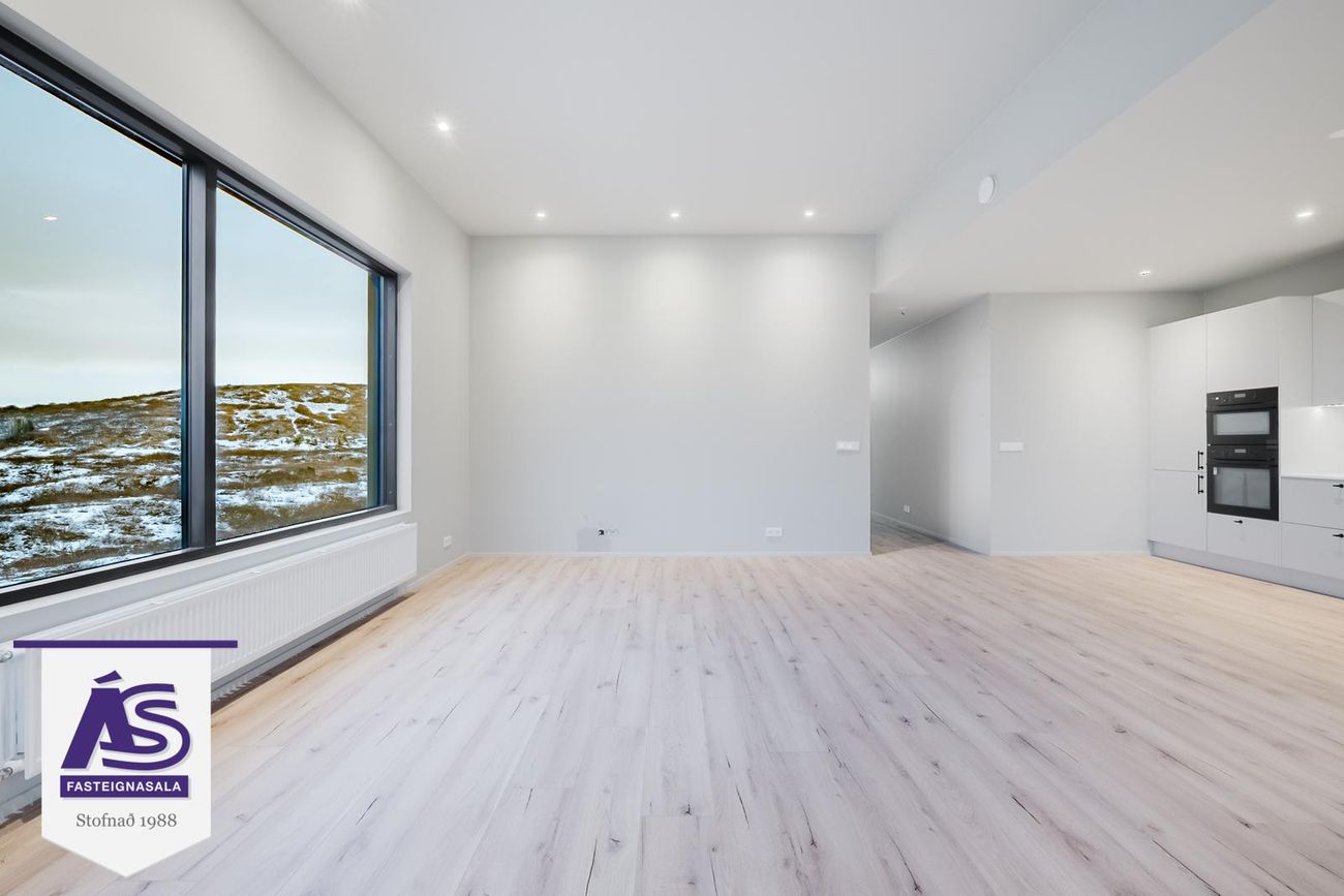 Lautargata 5, 210 Garðabær