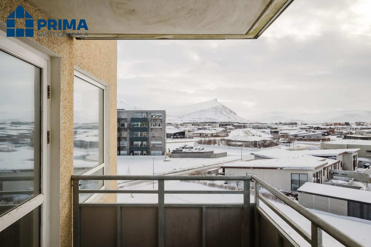 Holtsflöt 9, 300 Akranes