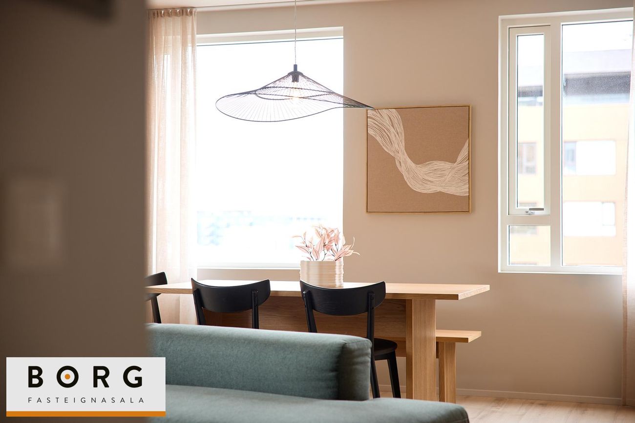 Baughamar 5, 221 Hafnarfjörður