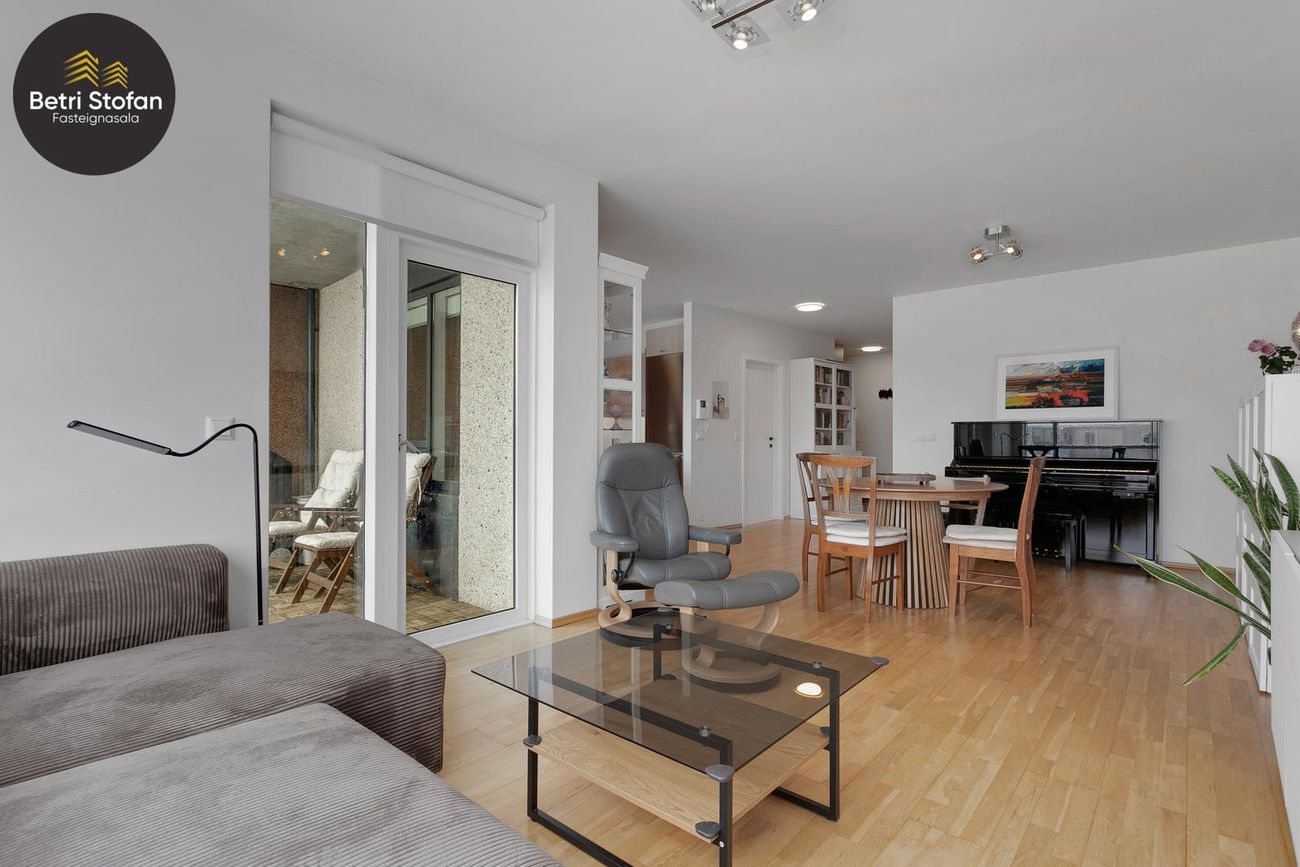 Helluvað 13 - 0207, 110 Reykjavík