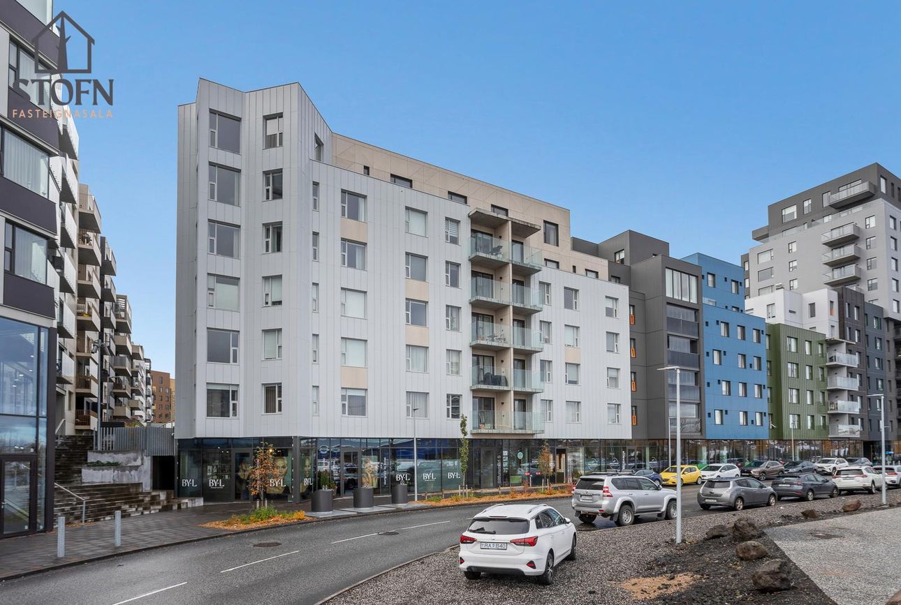 Silfursmári 8, 201 Kópavogur