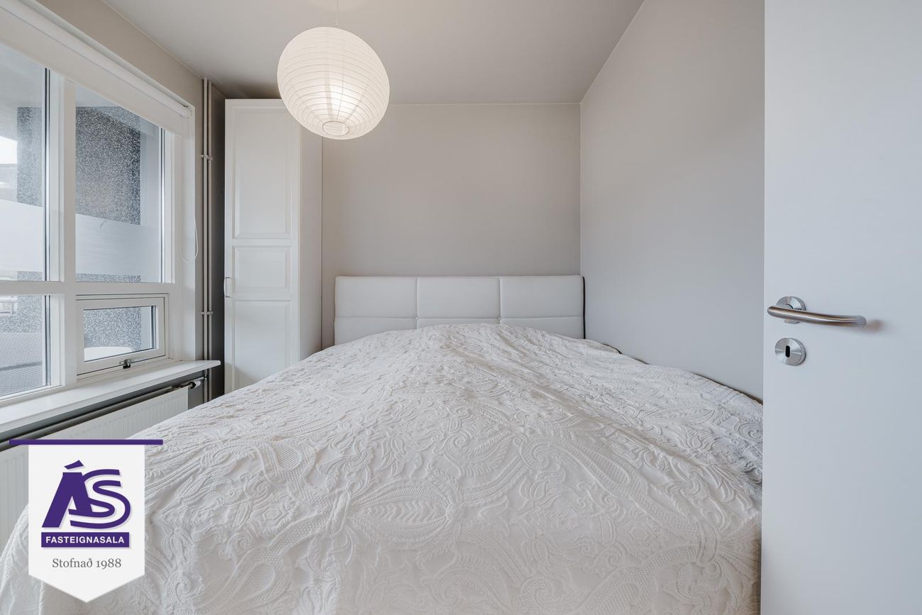 Drekavellir 18, 221 Hafnarfjörður
