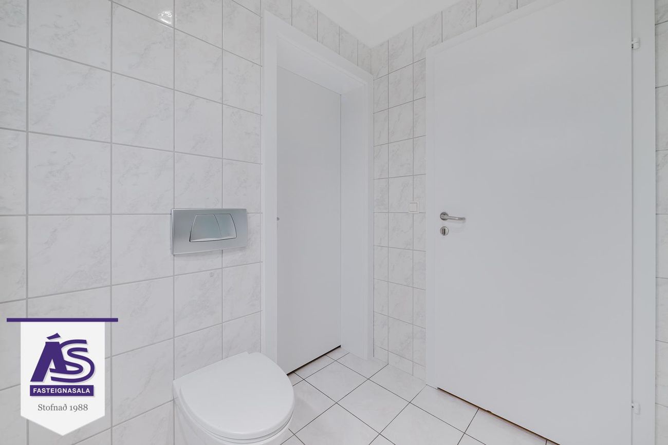 Drekavellir 18, 221 Hafnarfjörður