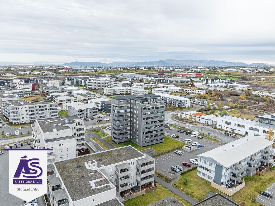 Drekavellir 18, 221 Hafnarfjörður