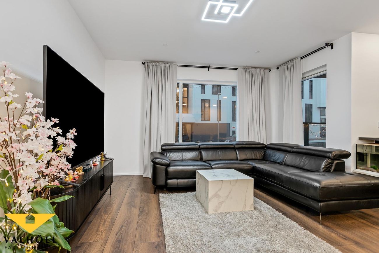 Dugguvogur 13, 104 Reykjavík