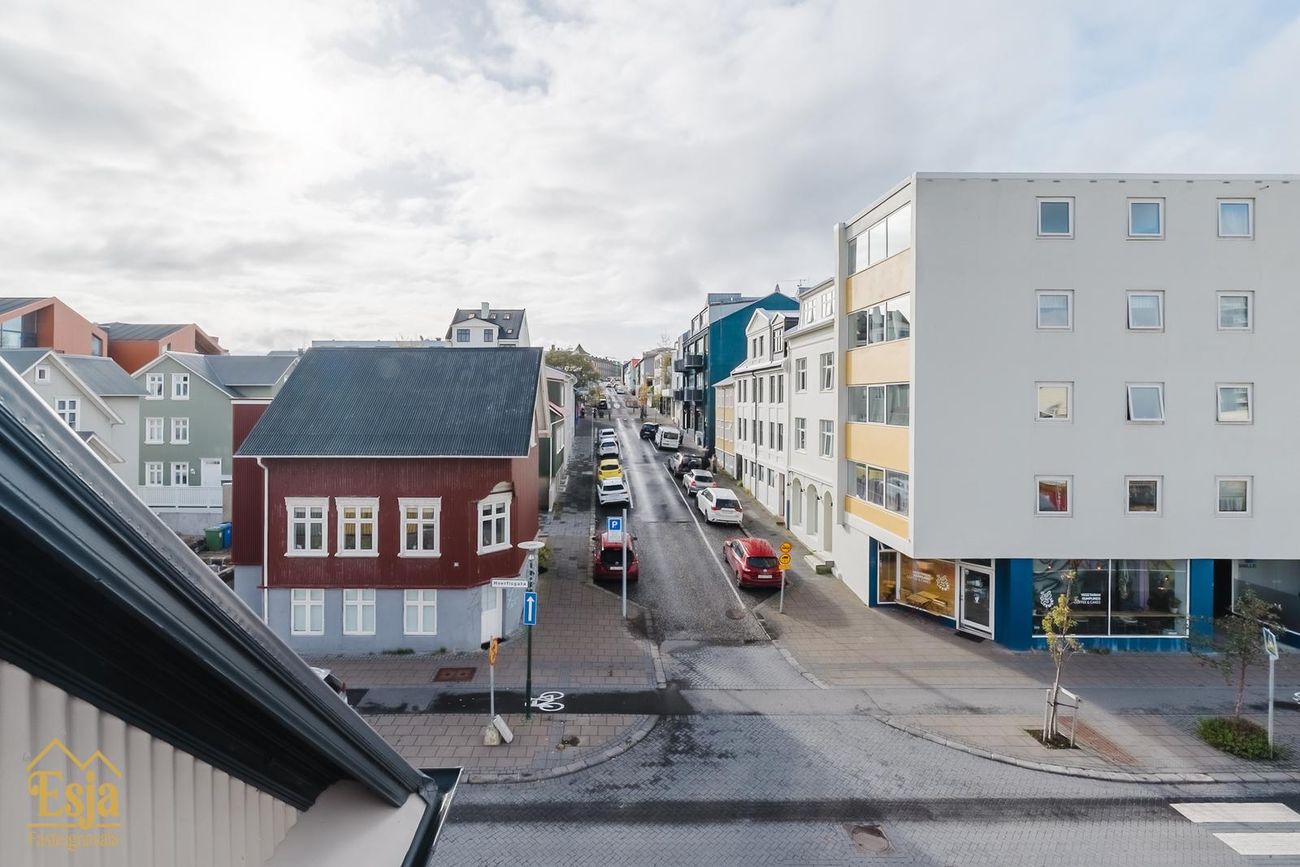 Hverfisgata 83, 101 Reykjavík