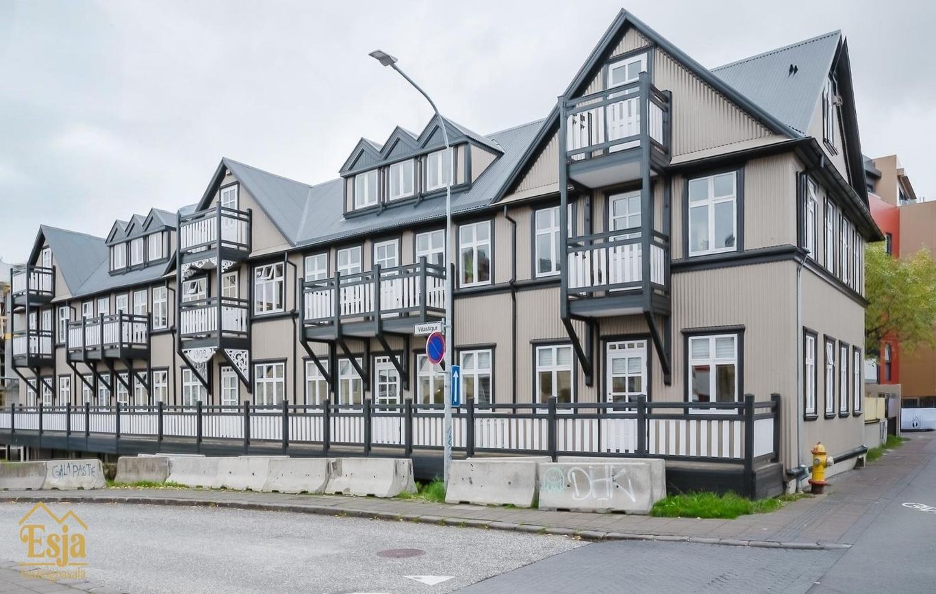 Hverfisgata 83, 101 Reykjavík