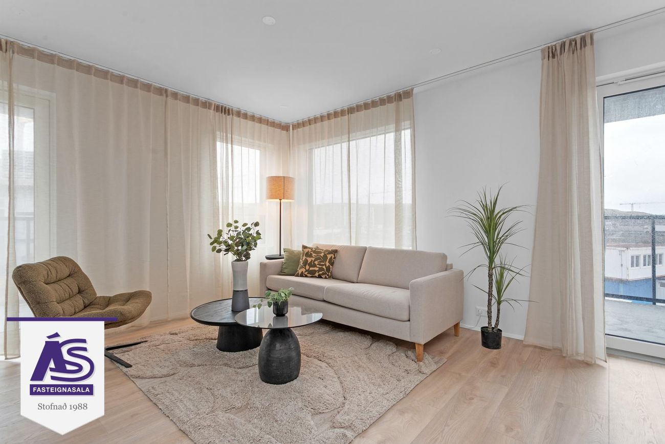 Hringhamar 21, 221 Hafnarfjörður