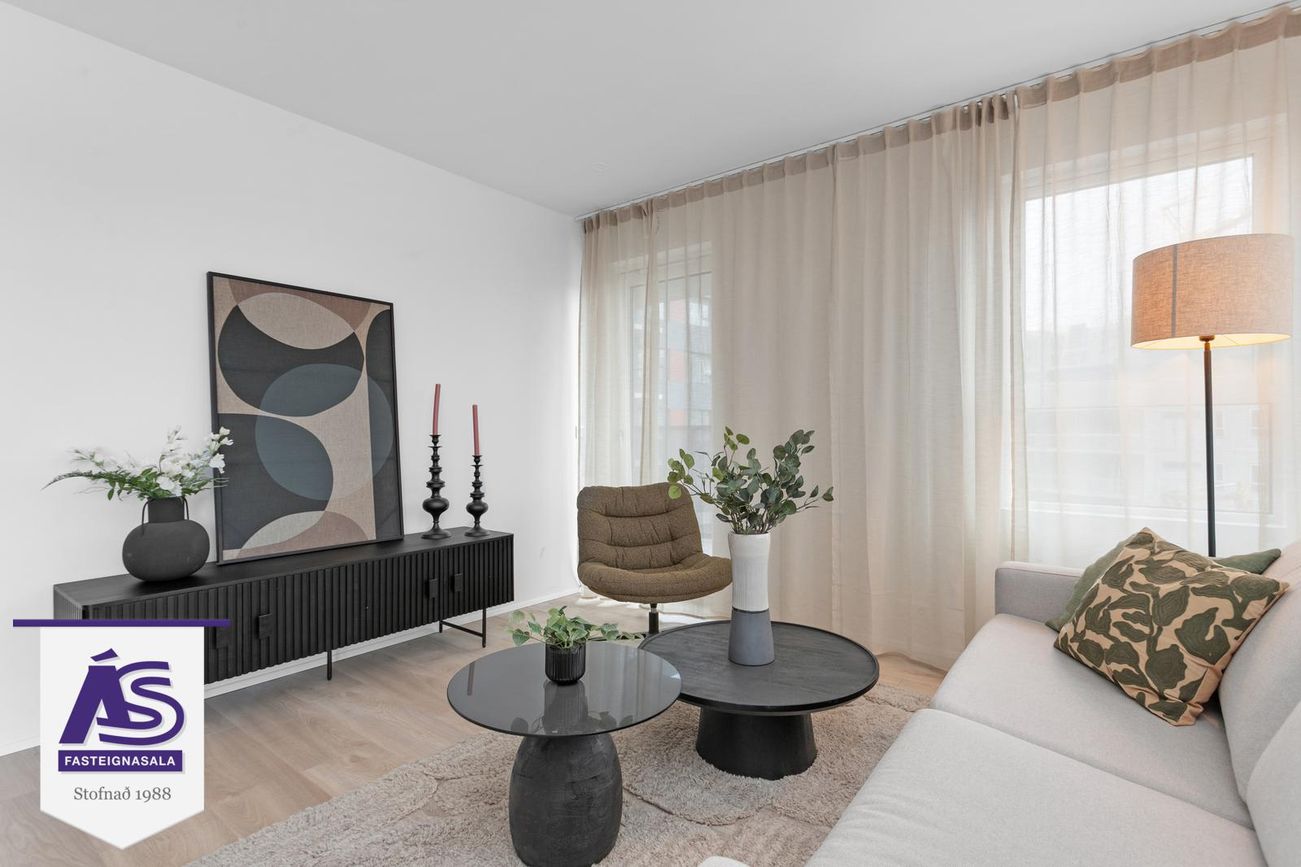 Hringhamar 21, 221 Hafnarfjörður