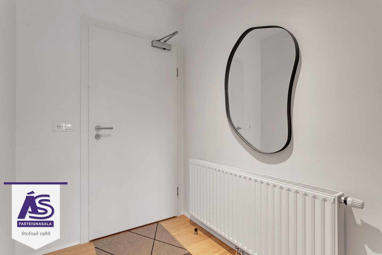 Hringhamar 21, 221 Hafnarfjörður