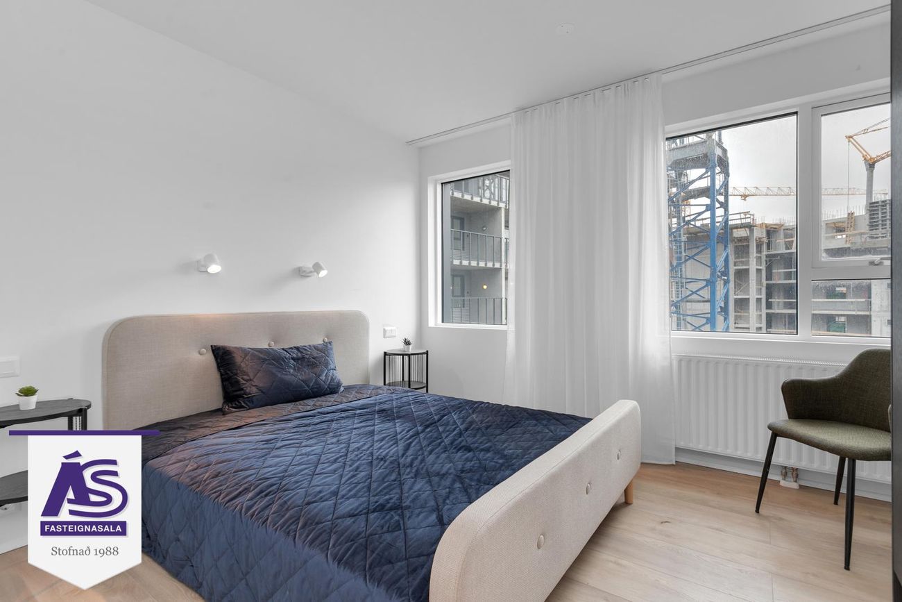 Hringhamar 21, 221 Hafnarfjörður