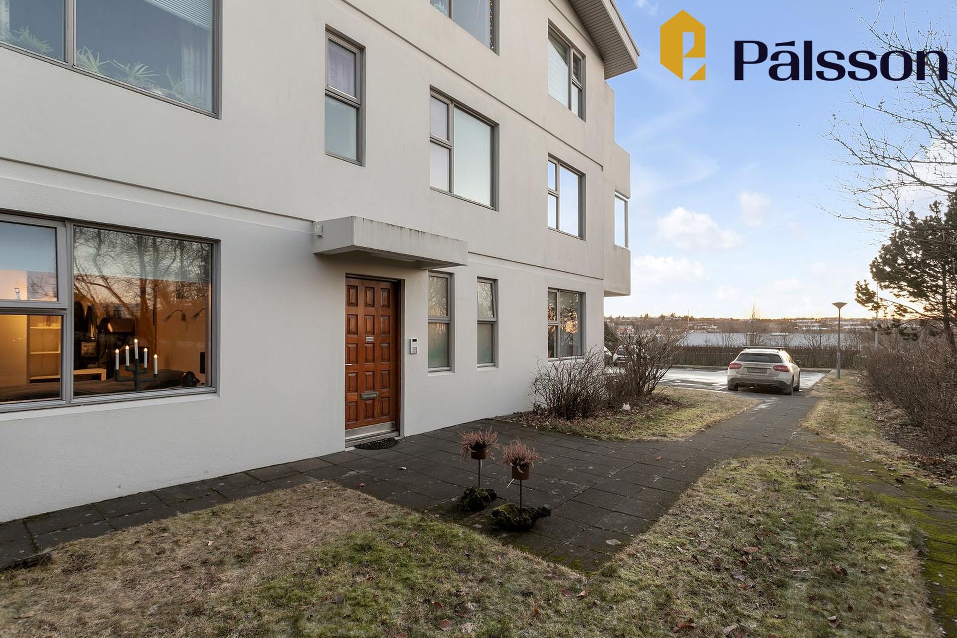 Trönuhjalli 1, 200 Kópavogur