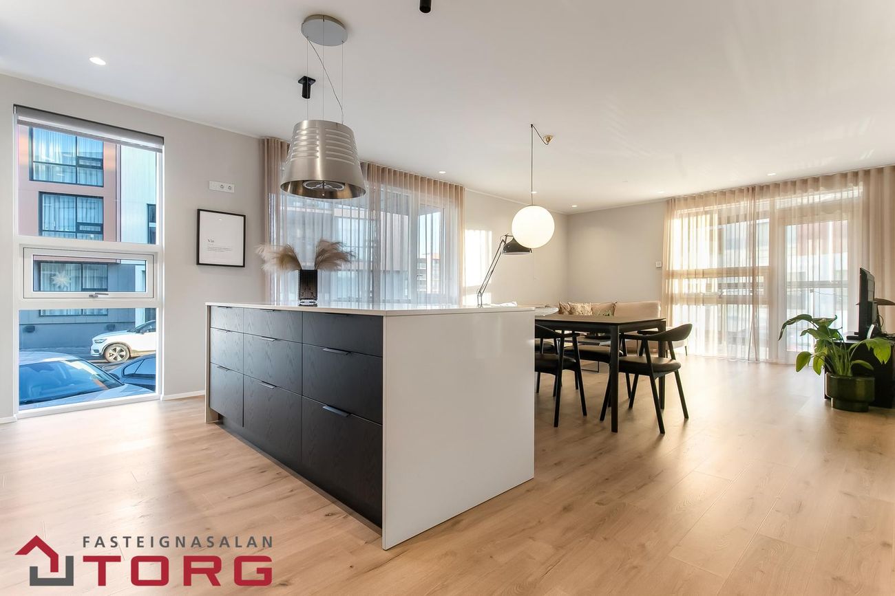 Naustavör 36, 200 Kópavogur