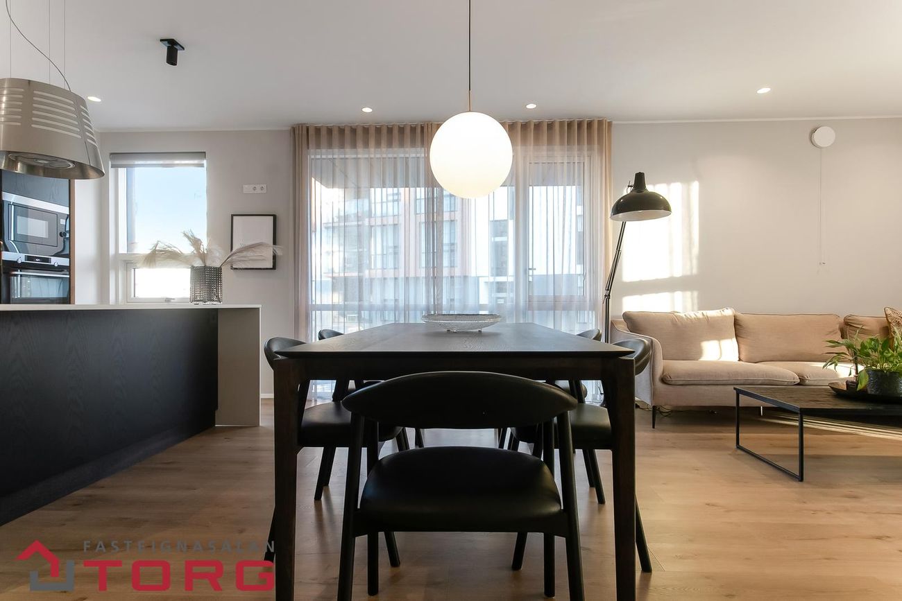 Naustavör 36, 200 Kópavogur