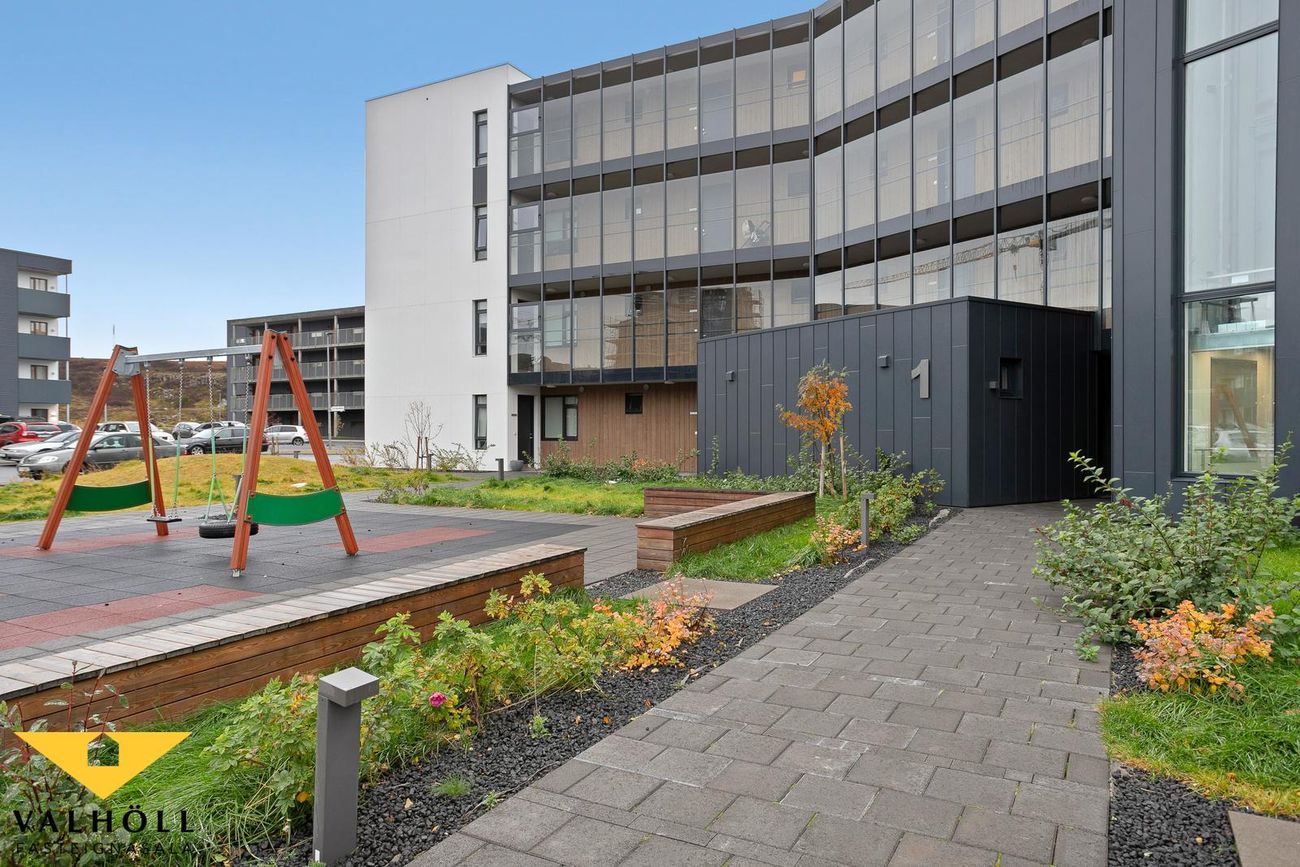 Hringhamar 1, 221 Hafnarfjörður