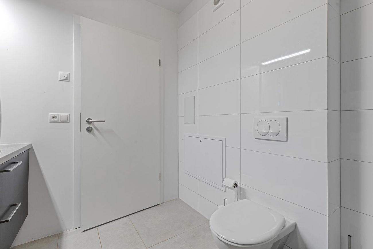 Dalsbraut 18, 260 Reykjanesbær