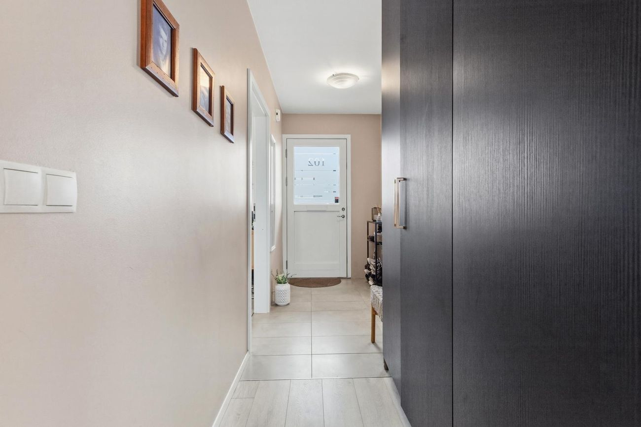 Dalsbraut 18, 260 Reykjanesbær