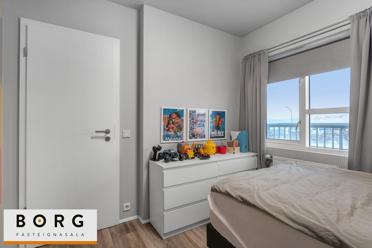 Hraunbær 109 - 0204, 110 Reykjavík