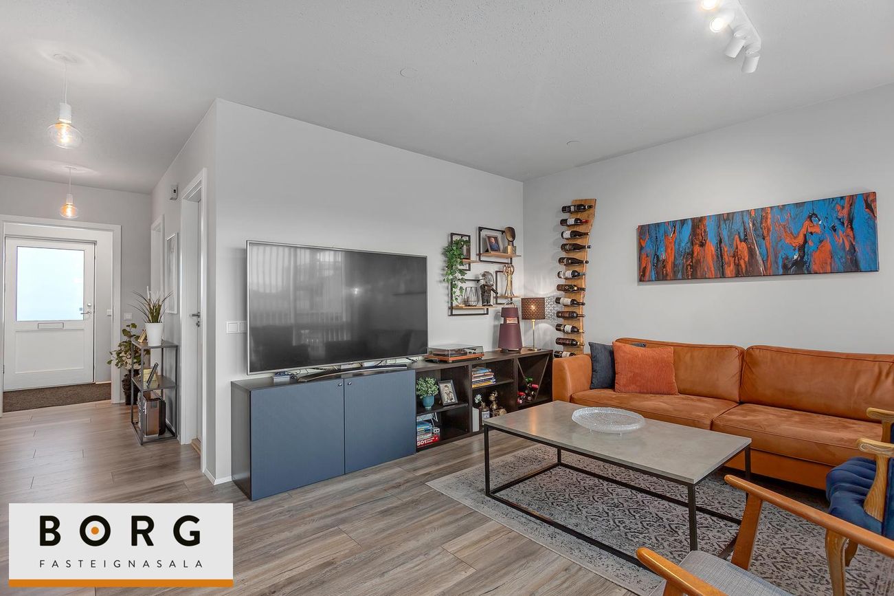 Hraunbær 109 - 0204, 110 Reykjavík