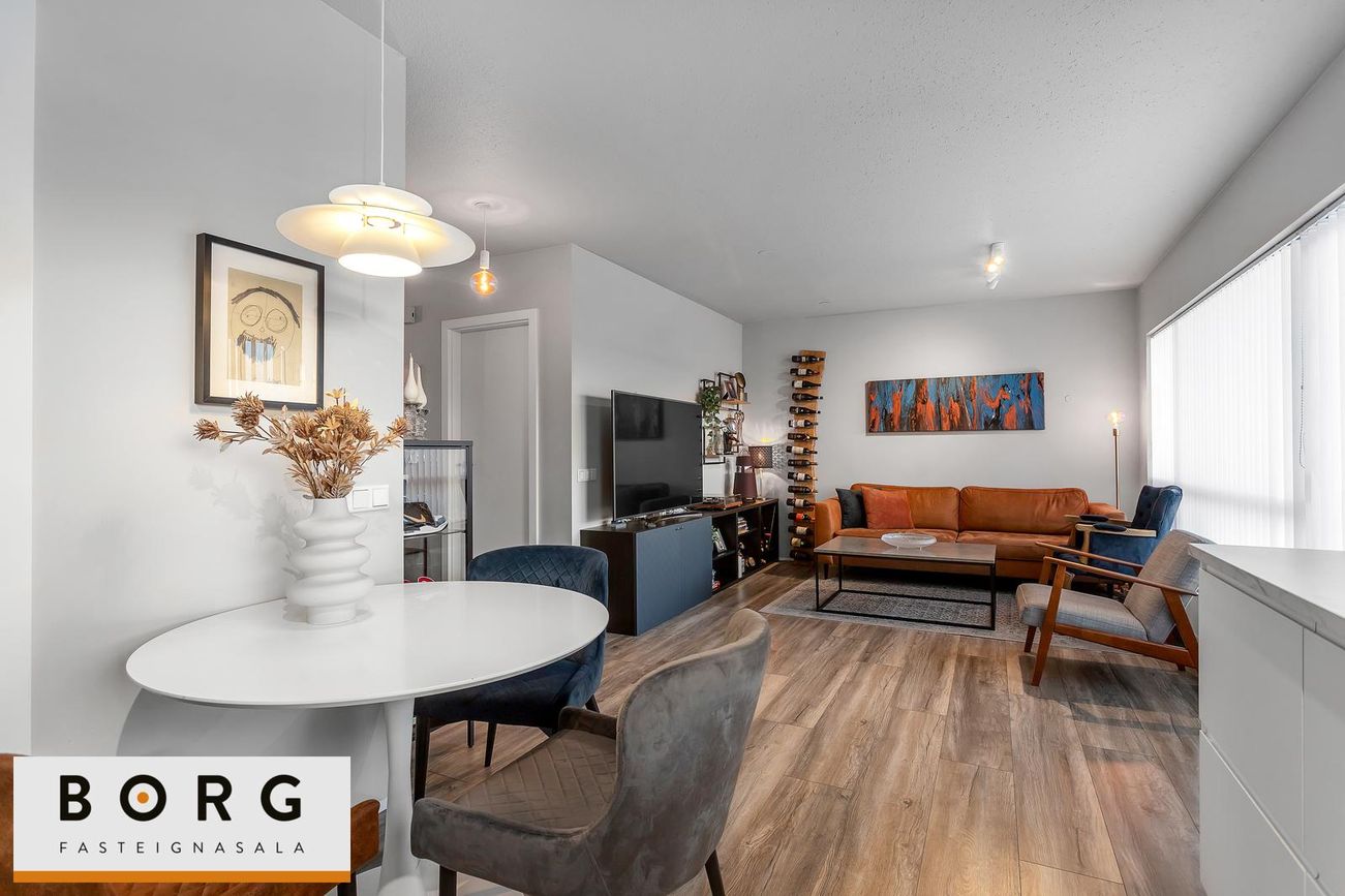 Hraunbær 109 - 0204, 110 Reykjavík