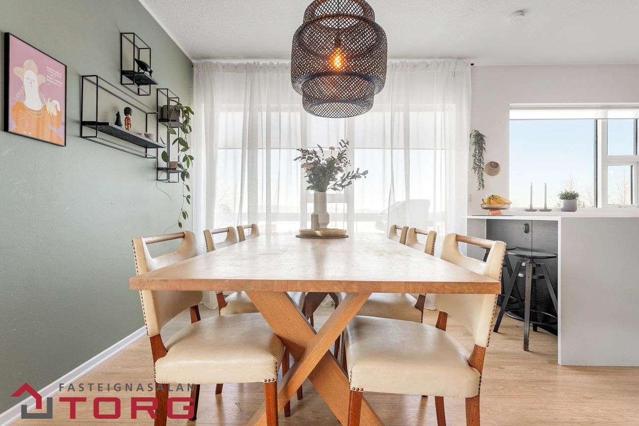 Rauðás 12, 110 Reykjavík