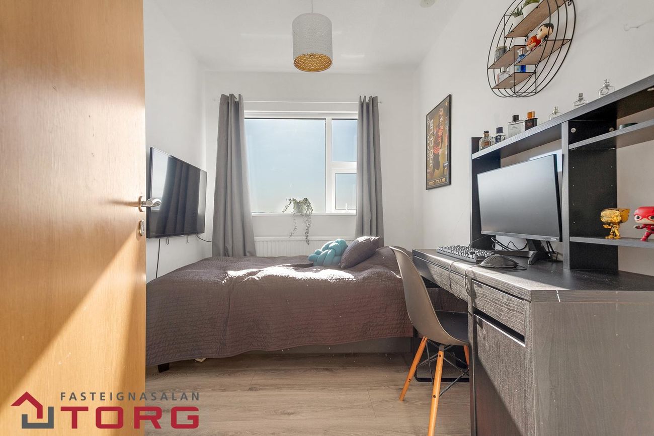 Rauðás 12, 110 Reykjavík