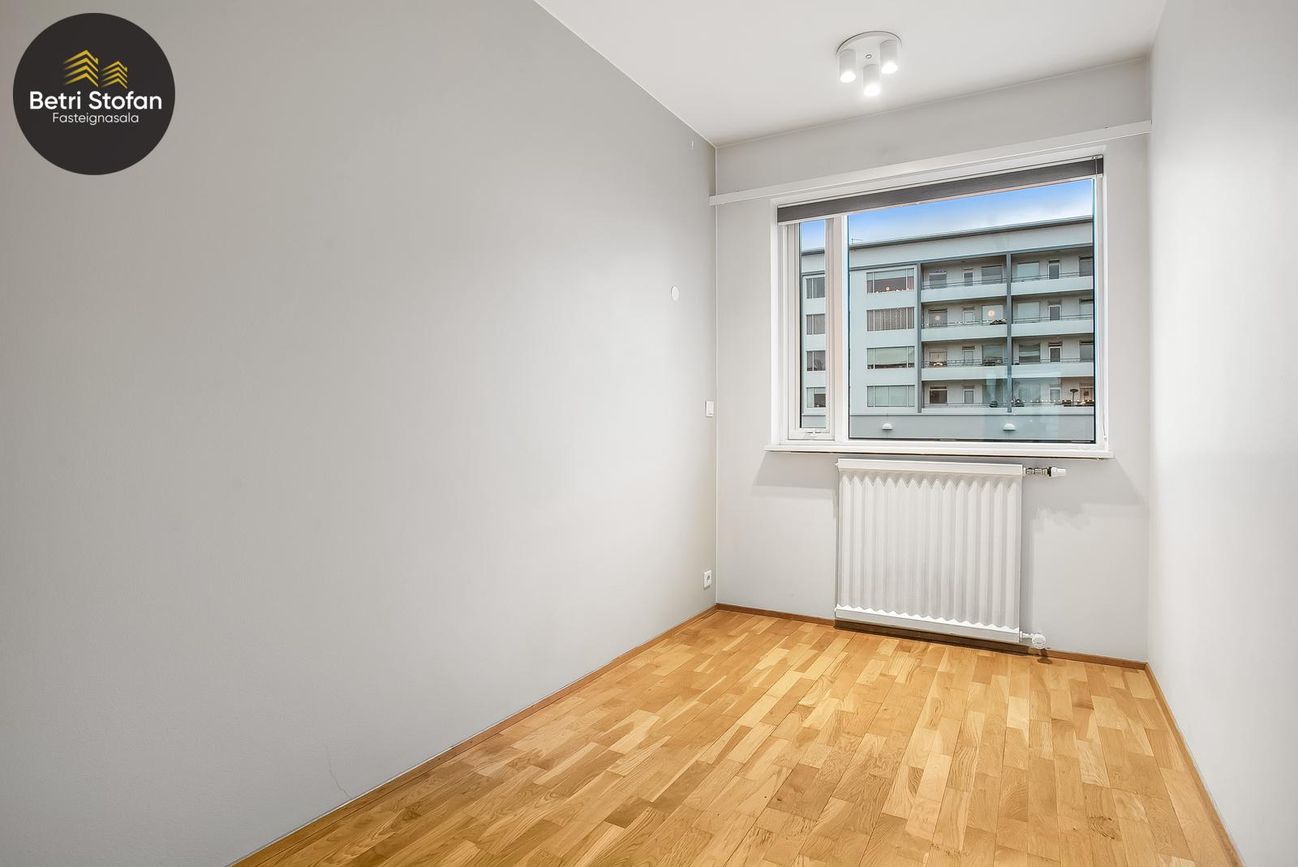 Háaleitisbraut 18, 108 Reykjavík