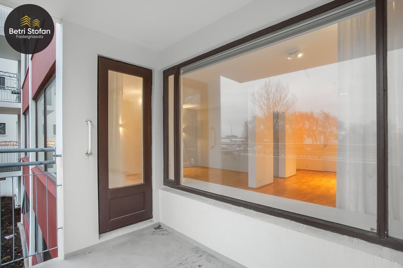 Háaleitisbraut 18, 108 Reykjavík