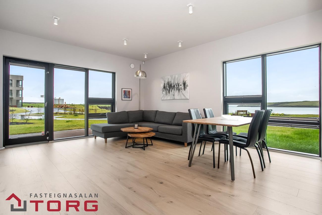 Jöfursbás 7B - 0104, 112 Reykjavík