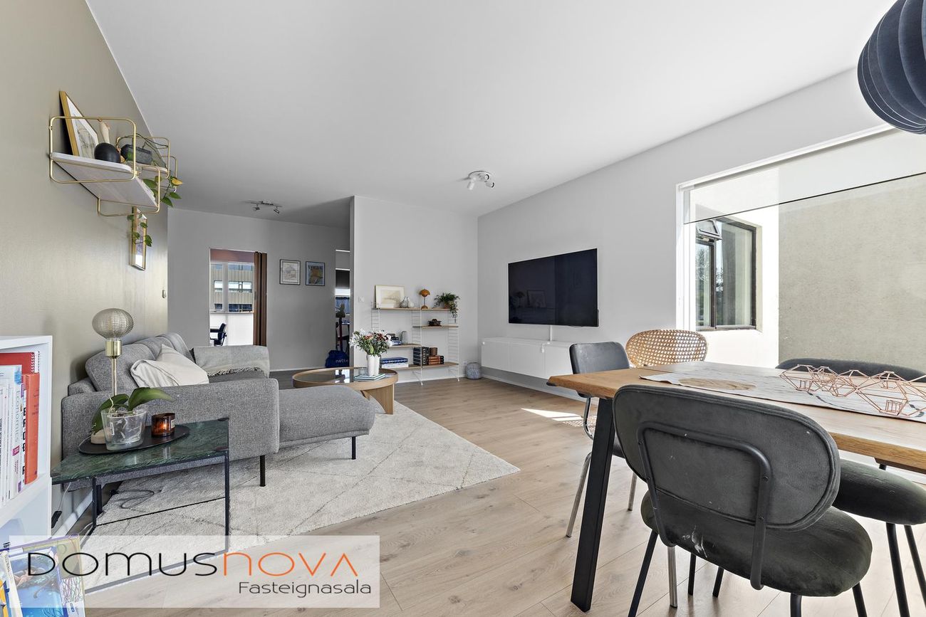 Kleppsvegur 44, 105 Reykjavík