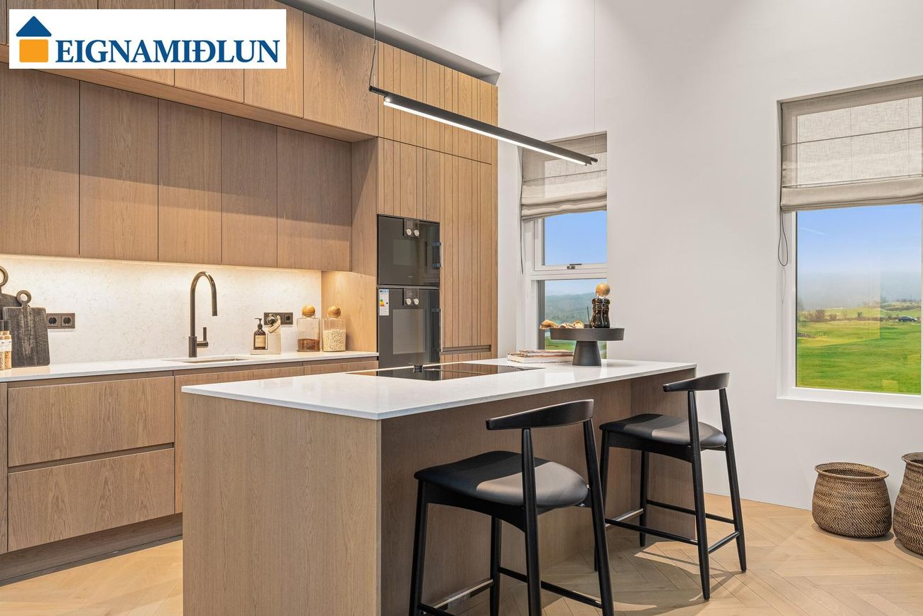 Vetrarbraut 2, 210 Garðabær