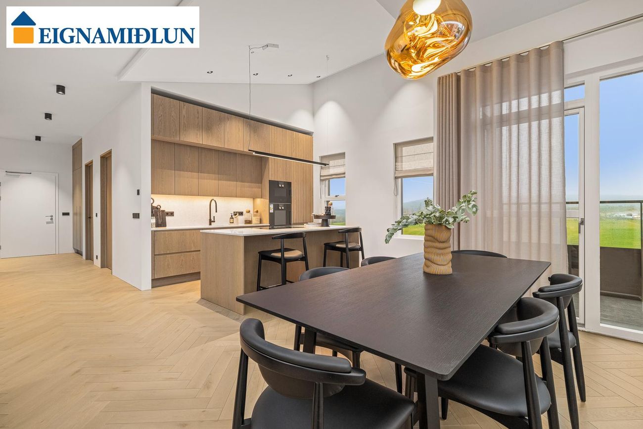 Vetrarbraut 2, 210 Garðabær