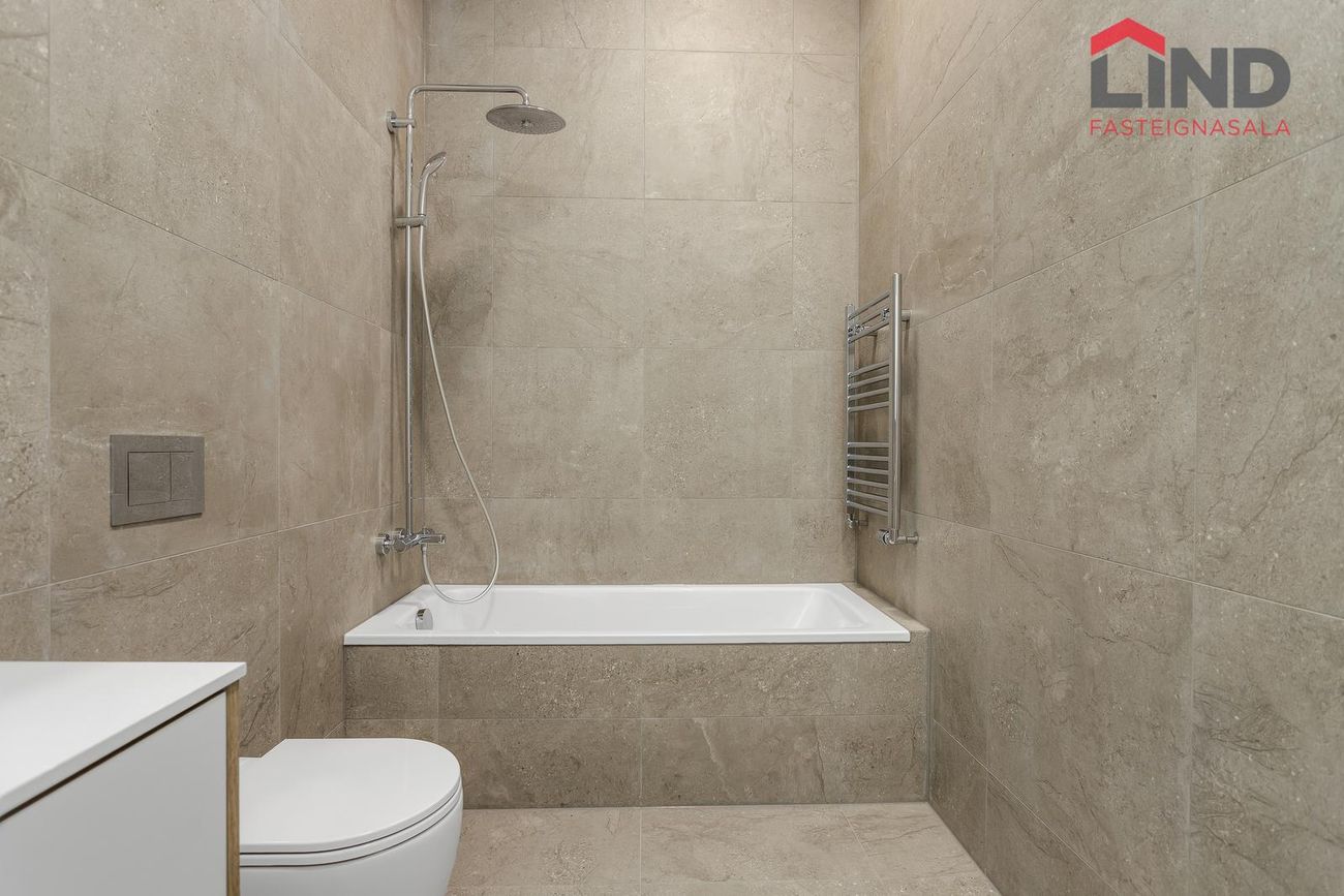 Hafnarbraut 10B, 200 Kópavogur