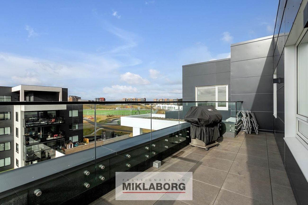 Holtsvegur 57, 210 Garðabær