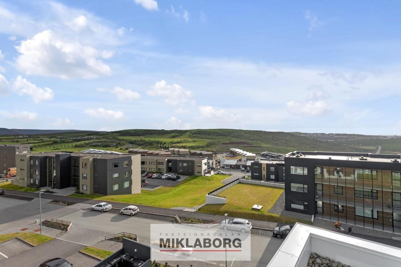 Holtsvegur 57, 210 Garðabær