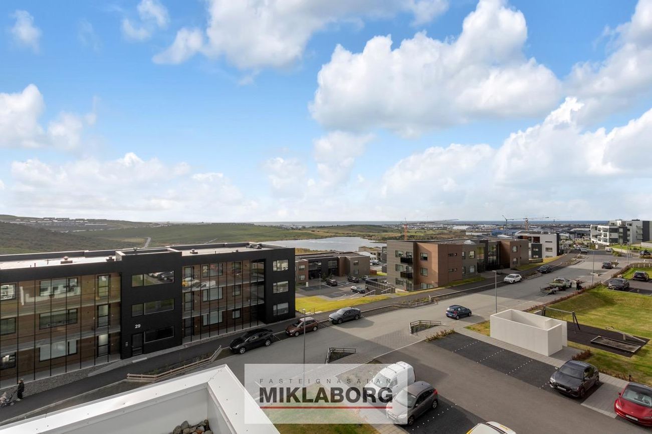 Holtsvegur 57, 210 Garðabær